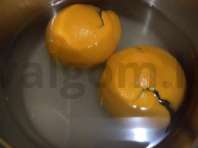 Tirštas moliūgų sultys su obuoliu ir apelsinu Žingsnis 1