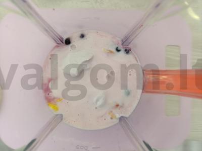 Varškės kokteilis su mėlynėmis Žingsnis 3