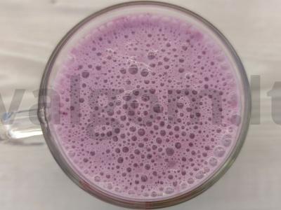 Varškės kokteilis su mėlynėmis pagrindine nuotrauka