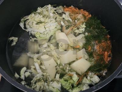 Kvapnūs šaltibarščiai su mėsos kaulu Žingsnis 3