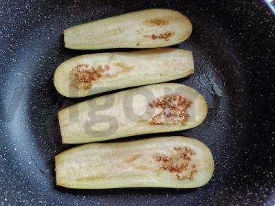 Šiltas keptų daržovių salotas Žingsnis 2