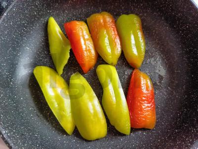 Šiltas keptų daržovių salotas Žingsnis 3