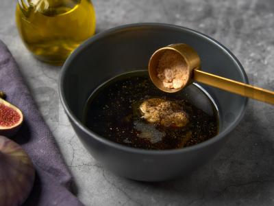 Salotas su figomis ir halumi Žingsnis 4