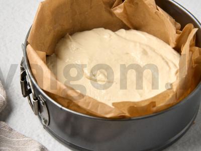 Pyragas su kiaušiniu, feta ir žolelėmis Žingsnis 5