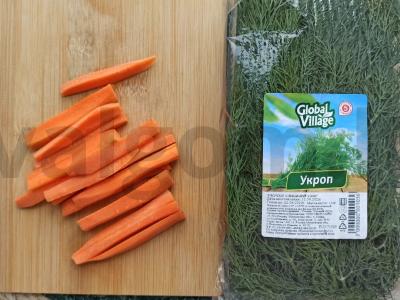 Kepta menkė su morkomis ir šviežiu krapu Žingsnis 2