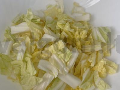 Salotas „Feta“ su bulvių juostelėmis Žingsnis 1