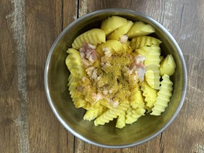 Kepta bulvė su šonine ir rozmarinu maišelyje Žingsnis 7