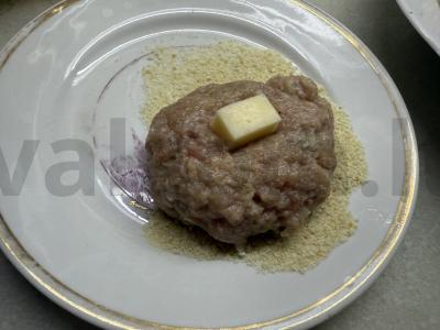 Kotletai su sūriu per 35 minutes Žingsnis 5