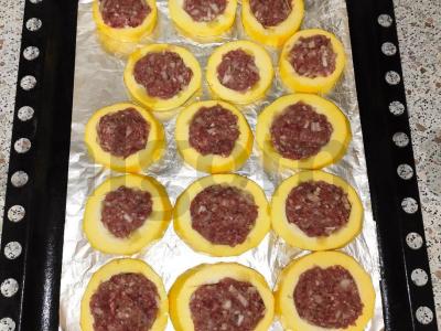 Cukinijos, įdarytos mėsa ir pomidorais Žingsnis 4