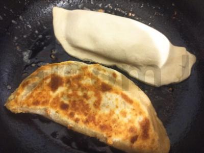 Namų čeburekai su žirniais ir kiaušiniu Žingsnis 6