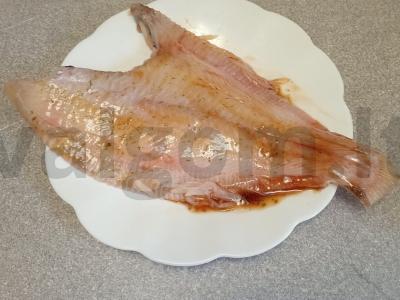 Plačiakaktė su terijaki padažu keptuvėje Žingsnis 2