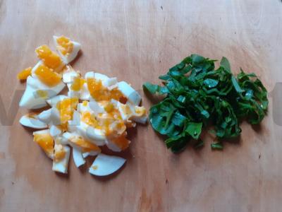 Daržovių salotas su rukola ir vištienos kiaušiniu Žingsnis 2