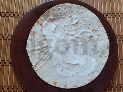 Kvietinė rolada su kepta šonine, rūkyta sūriu ir daržovėmis Žingsnis 2