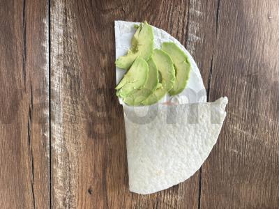 Tortilija su avokadu ir krevetėmis Žingsnis 9