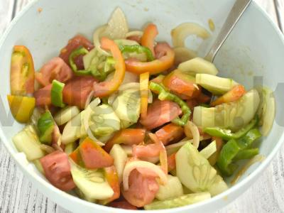 Daržovių salotas su aštriu garstyčių padažu Žingsnis 5