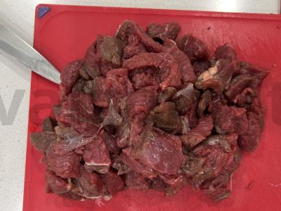 Lagman su jautiena ir daržovėmis Žingsnis 1