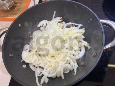 Lagman su jautiena ir daržovėmis Žingsnis 6