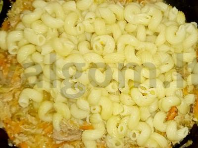 Laivyno vakarienė su makaronais ir troškiniu Žingsnis 8