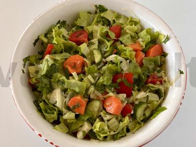 Salotas su papaja pagrindine nuotrauka