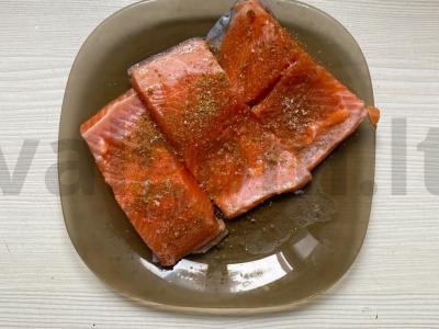 Upėtakis, keptas oro grilyje Žingsnis 1