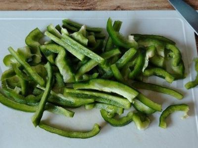 Salotas su žalumynais ir halumi sūriu Žingsnis 3