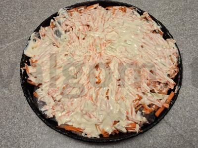 Pūgžlys, keptas po svogūnais ir morkomis Žingsnis 4