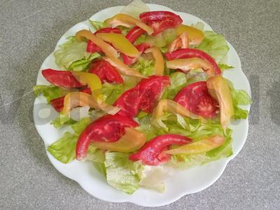 Salotas su keptais baklažanais ir aštriu grietinės padažu Žingsnis 3