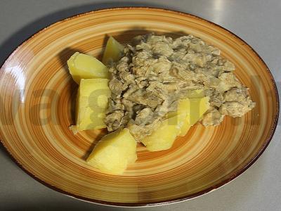 Kepti sviestiniai grybai grietinėlės padaže su bulvėmis Žingsnis 11