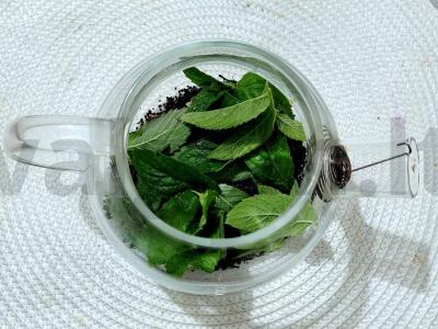 Kvapnus arbata su citrina, melisa ir mėta Žingsnis 2