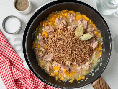 Grikių košė su troškiniu pagal pirklių receptą Žingsnis 4