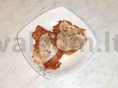 Karšti sumuštiniai su vištiena ir sūriu Žingsnis 1