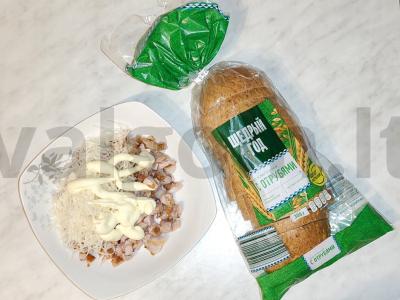 Karšti sumuštiniai su vištiena ir sūriu Žingsnis 4