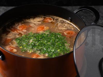 Harcho su jautiena ir ryžiais Žingsnis 8