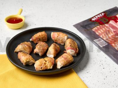 Vištienos gabaliukai su bekonu pagrindine nuotrauka