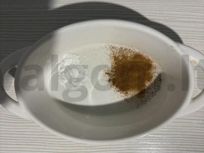 Greitas obuolių keksiukas vienam Žingsnis 1