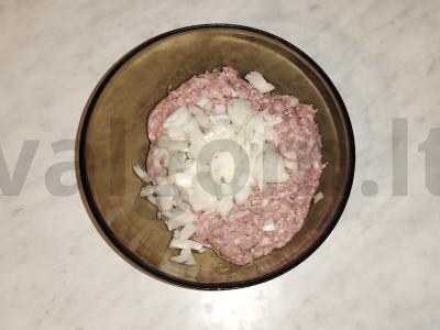 Kiaulienos kotletai su bulvėmis ir adžika Žingsnis 2