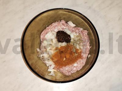 Kiaulienos kotletai su bulvėmis ir adžika Žingsnis 3