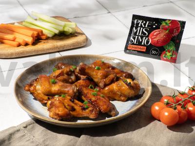 Aštrūs vištienos sparneliai pomidorų glazūroje pagrindine nuotrauka