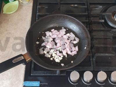 Kinietiška vištiena su žemės riešutais ir daržovėmis Žingsnis 5