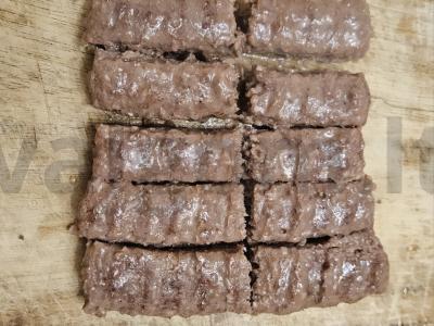 Karšti sumuštiniai su dešrelėmis ir sūriu Žingsnis 2