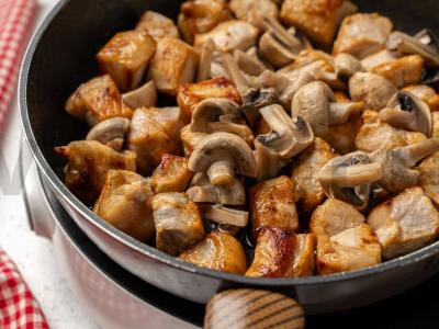 Troškinta kiauliena sūrio padaže Žingsnis 3