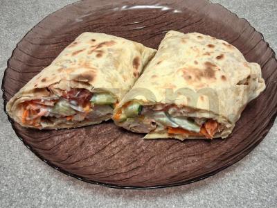 Šašlykas su kiauliena ir daikonu pagrindine nuotrauka