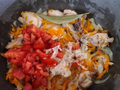 Plovas su vištiena iš dviejų rūšių ryžių Žingsnis 7