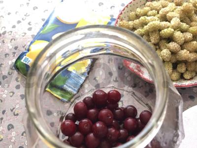 Vyšnių ir šilkmedžio kompotas Žingsnis 3