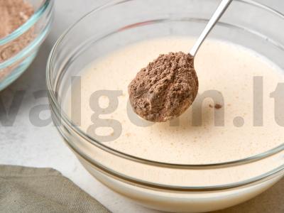 Šokoladinis aviečių tortas Žingsnis 2