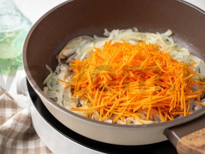 Kepenų tortas su morkomis ir svogūnais Žingsnis 8