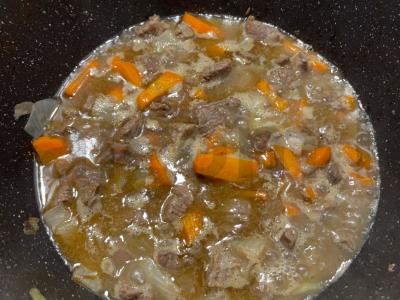 Jautienos plovas su „Basmati“ ryžiais Žingsnis 4