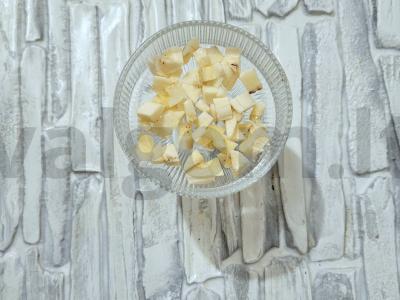 Desertas iš ledų, braškių, banano ir žemės riešutų Žingsnis 1