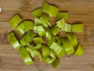 Daržovių salotas su keptu Adygei sūriu Žingsnis 4