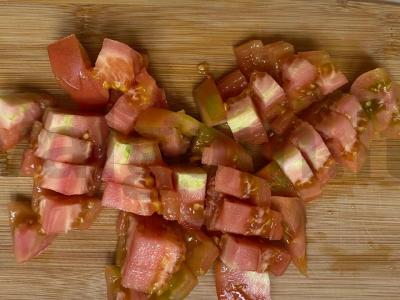 Daržovių salotas su keptu Adygei sūriu Žingsnis 5